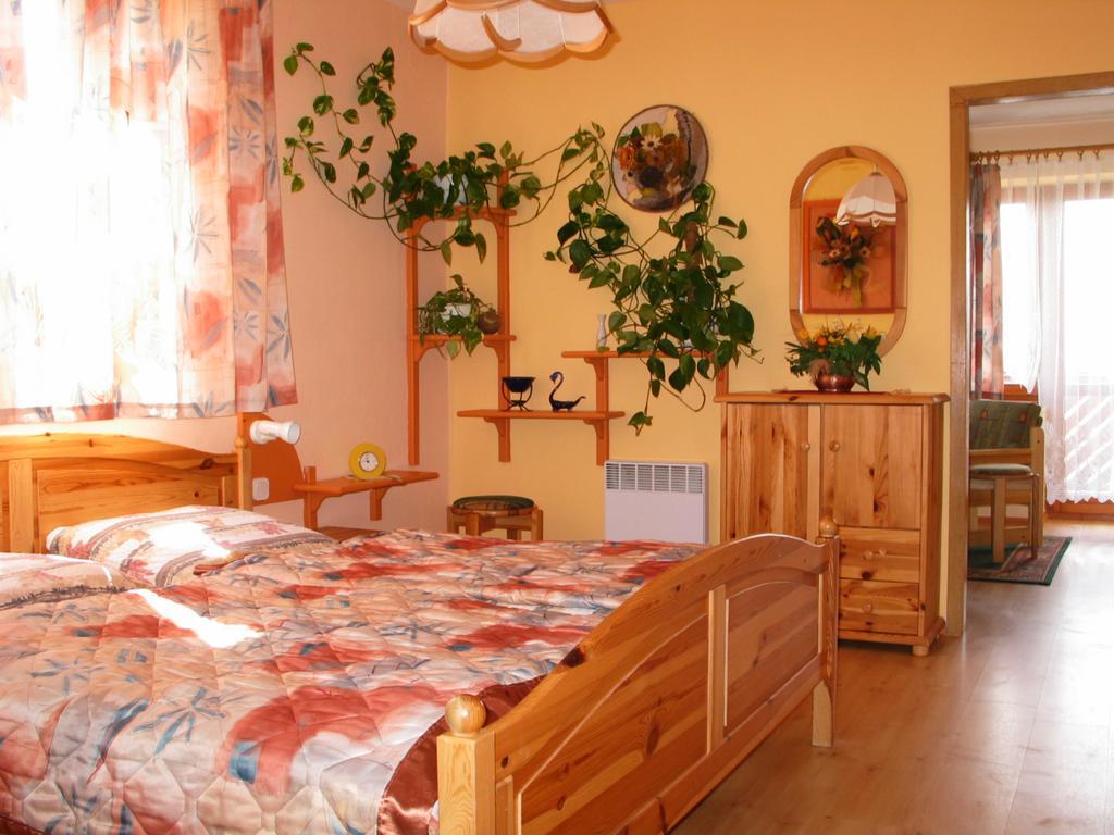 Pensjonat Lotos Krynica Morska Cameră foto